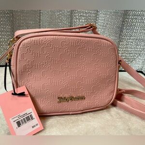 New!!! Juicy couture GP pink wordplay best seller camera crossbody!!!!